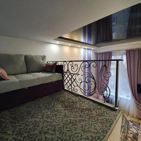 Romantik Eko Apartment Лвив Екстериор снимка