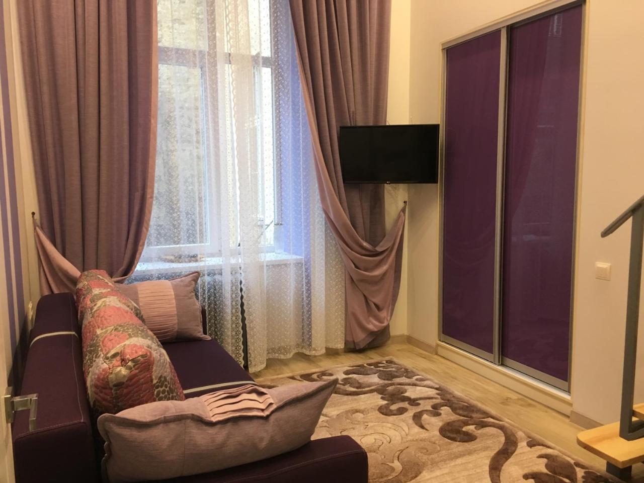 Romantik Eko Apartment Лвив Екстериор снимка